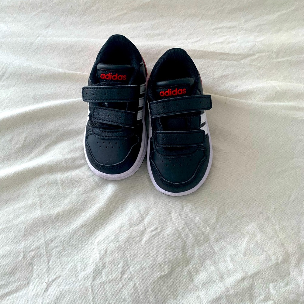 Adidas Grand Court Toddler Sneakers black/white/red
